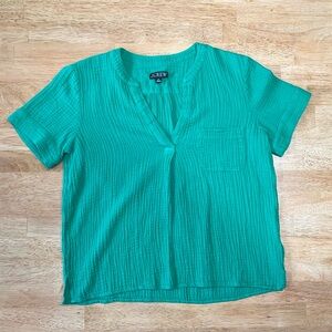 J Crew short sleeve shirt